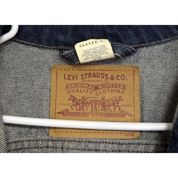 Levis Trucker Jacket Womens Medium Dark Wash Denim Button - Picture 4 of 6